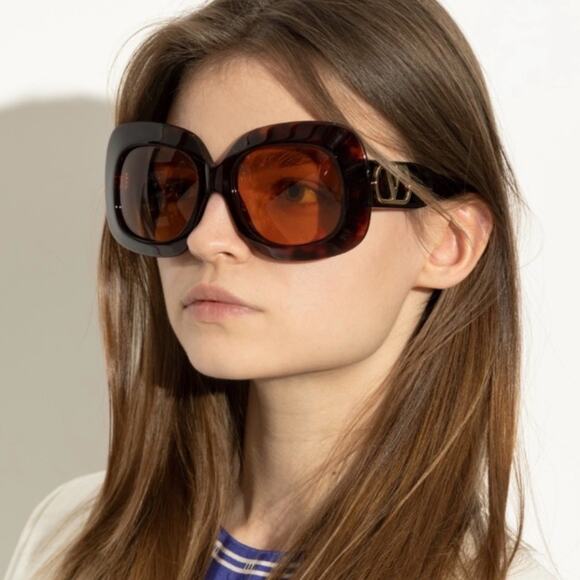 New! Valentino VLS 180D, Light Havana Sunglasses, Authentic